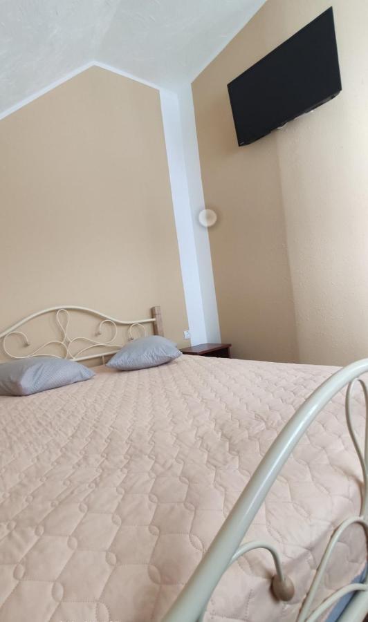 Bra Haus Hotel Branev Ngoại thất bức ảnh